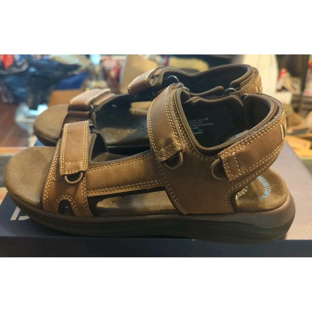 New Dockers Mens Bradburn Outdoor Sport Sandal Shoe Dark Tan 8M